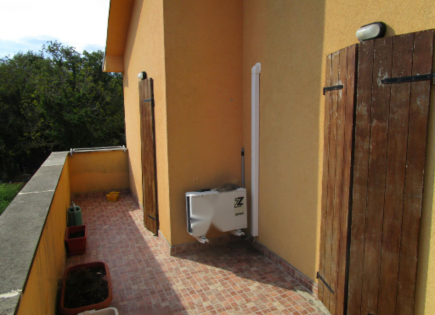 Квартира за 298 000 евро в Копере, Словения