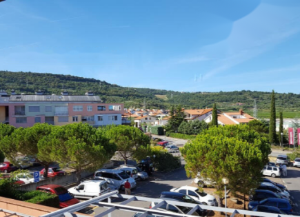 Квартира за 270 000 евро в Изоле, Словения