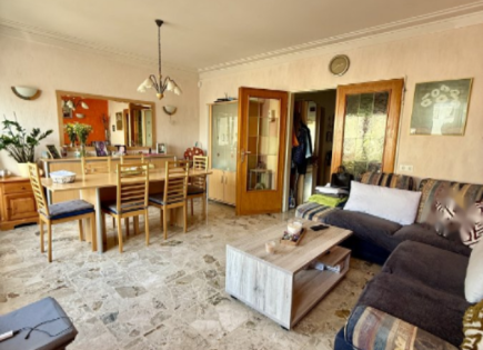 Квартира за 575 000 евро в Люксембурге, Люксембург