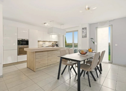 Квартира за 745 000 евро в Люксембурге, Люксембург