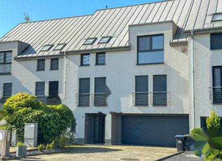 Квартира за 918 000 евро в Люксембурге, Люксембург