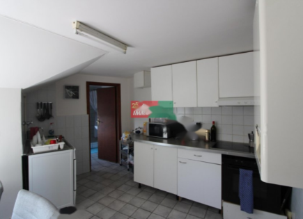 Квартира за 380 000 евро в Люксембурге, Люксембург