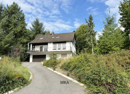 Квартира за 1 695 000 евро в Люксембурге, Люксембург