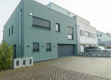 Квартира за 1 900 000 евро в Люксембурге, Люксембург