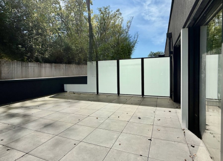 Квартира за 696 000 евро в Люксембурге, Люксембург