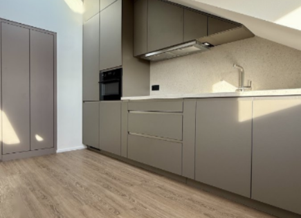 Квартира за 675 000 евро в Люксембурге, Люксембург