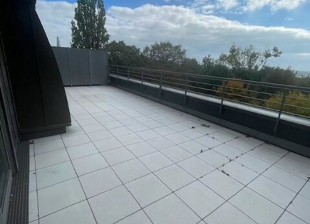 Квартира за 1 290 000 евро в Люксембурге, Люксембург