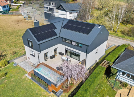 Квартира за 1 695 000 евро в Люксембурге, Люксембург