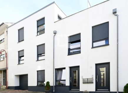 Квартира за 825 000 евро в Люксембурге, Люксембург