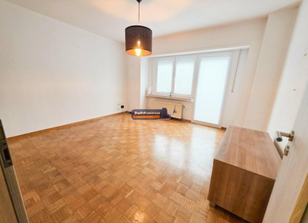 Квартира за 375 000 евро в Люксембурге, Люксембург