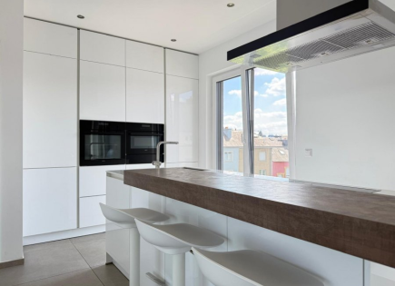 Квартира за 1 050 000 евро в Люксембурге, Люксембург