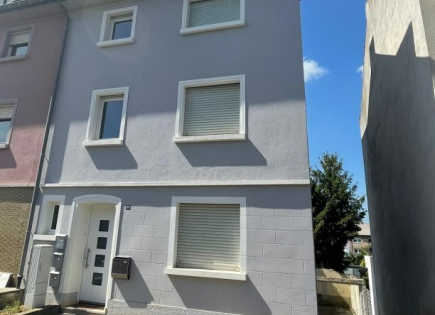 Квартира за 1 100 000 евро в Люксембурге, Люксембург