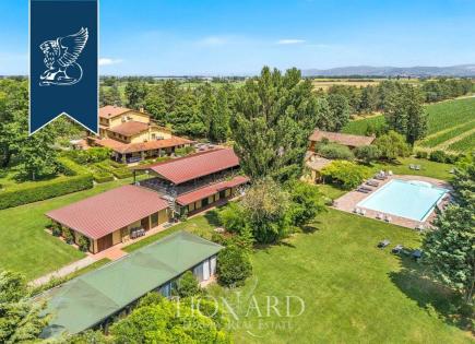 Дом за 2 700 000 евро в Ассизи, Италия