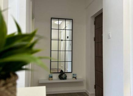 Квартира за 180 000 евро в Тивате, Черногория