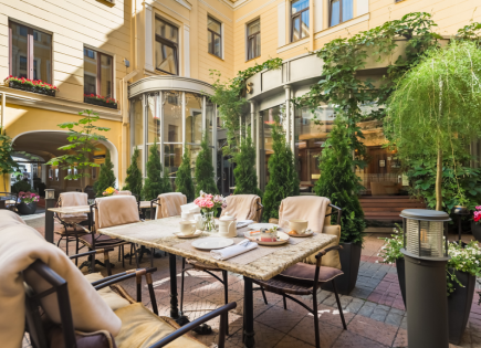 Коммерческая недвижимость за 1 450 000 евро в Барселоне, Испания