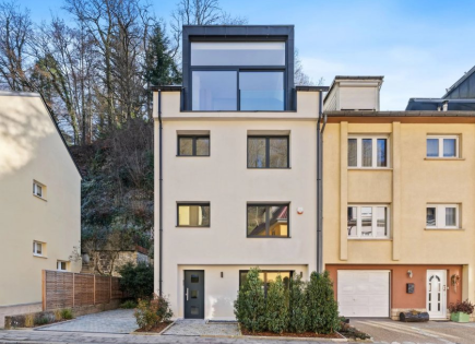 Квартира за 1 880 000 евро в Люксембурге, Люксембург