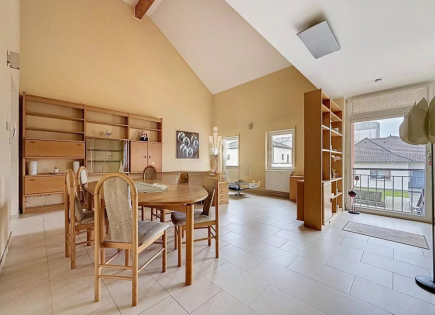 Квартира за 875 000 евро в Люксембурге, Люксембург