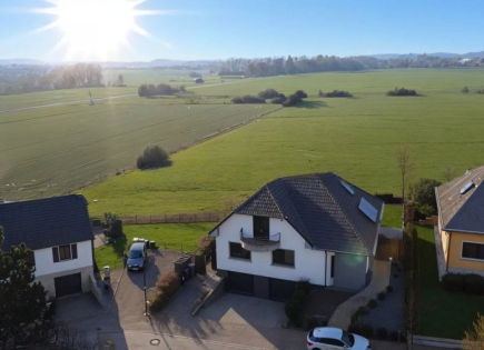 Квартира за 1 690 000 евро в Люксембурге, Люксембург