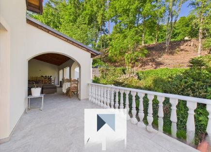 Квартира за 1 850 000 евро в Люксембурге, Люксембург