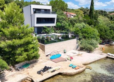 Вилла за 1 500 000 евро в Поседарье, Хорватия