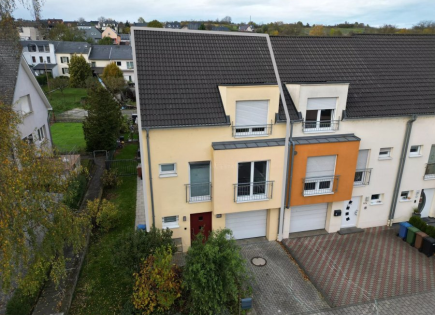 Квартира за 950 000 евро в Гревенмахере, Люксембург