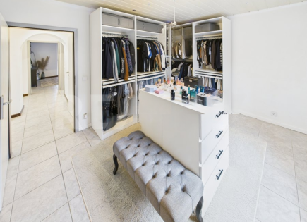 Квартира за 539 000 евро в Люксембурге, Люксембург