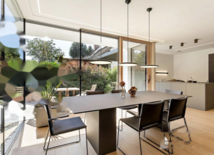 Дом за 1 890 000 евро в Любляне, Словения