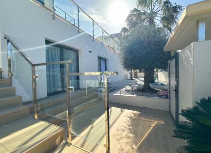 Апартаменты за 2 000 евро за месяц в Ориуэла Коста, Испания