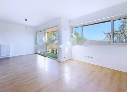 Квартира за 279 000 евро в Каннах, Франция