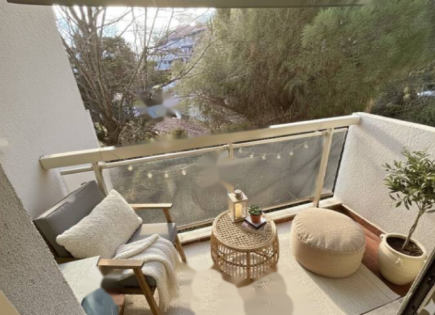 Квартира за 146 000 евро в Каннах, Франция