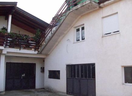 Дом за 1 300 000 евро в Умаге, Хорватия