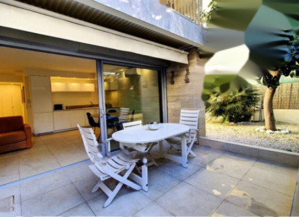 Квартира за 448 000 евро в Каннах, Франция