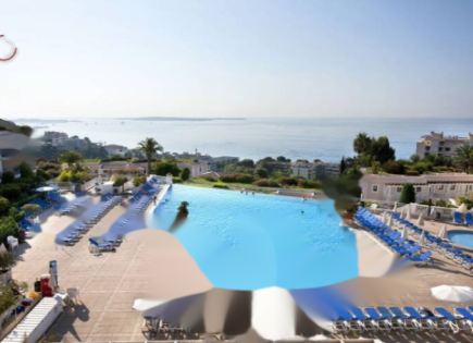 Квартира за 197 000 евро в Каннах, Франция