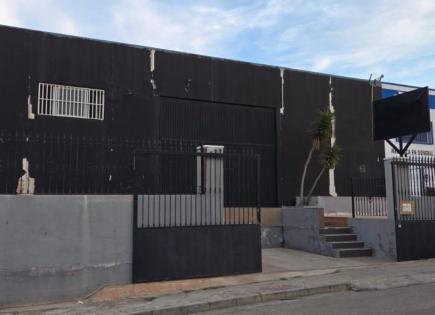 Коммерческая недвижимость за 599 900 евро в Торревьехе, Испания