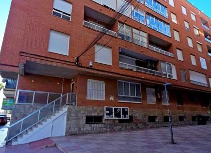 Коммерческая недвижимость за 269 900 евро в Торревьехе, Испания