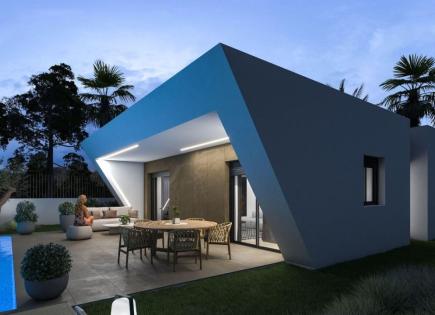 Вилла за 325 900 евро в Ондон-де-лас-Ньевес, Испания