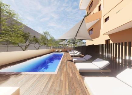 Апартаменты за 400 000 евро в Кампельо, Испания