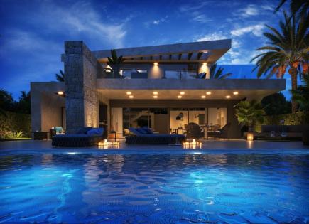 Вилла за 935 000 евро в Испании