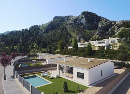 Вилла за 382 000 евро в Испании