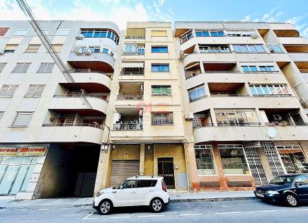 Апартаменты за 196 500 евро в Торревьехе, Испания