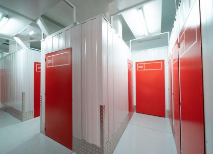 Коммерческая недвижимость за 303 000 евро в Барселоне, Испания