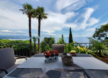 Квартира за 570 000 евро в Опатии, Хорватия