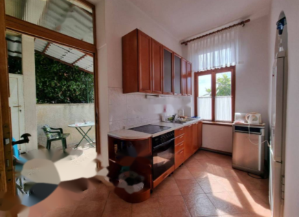 Квартира за 280 000 евро в Опатии, Хорватия