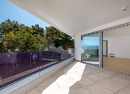 Квартира за 880 000 евро в Опатии, Хорватия