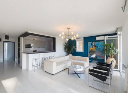 Квартира за 399 000 евро в Каннах, Франция