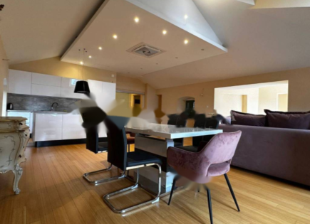 Квартира за 675 000 евро в Опатии, Хорватия