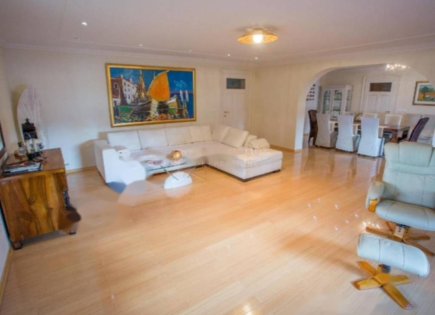 Квартира за 580 000 евро в Опатии, Хорватия