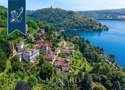 Вилла за 3 950 000 евро в Новаре, Италия