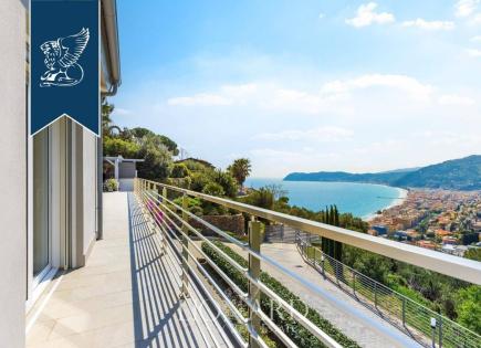 Вилла за 1 950 000 евро в Алассио, Италия