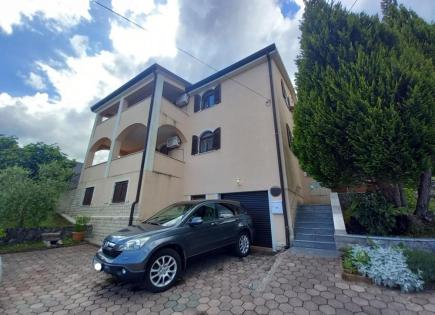 Вилла за 625 000 евро в Опатии, Хорватия